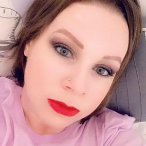 Meet your Posher, Christy